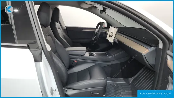 TESLA MODEL Y RWD