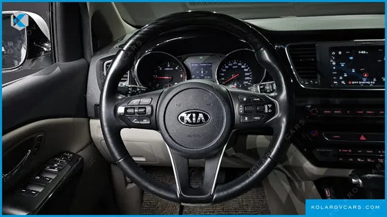 KIA CARNIVAL 9-SEATER NOBLESSE SPECIAL