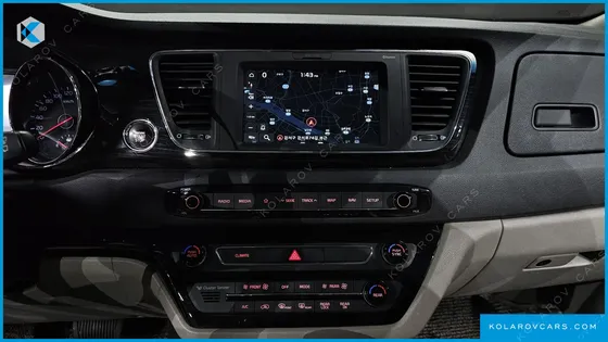KIA CARNIVAL 9-SEATER NOBLESSE SPECIAL