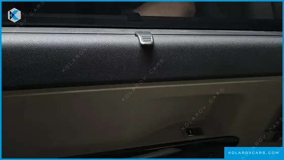KIA CARNIVAL 9-SEATER NOBLESSE SPECIAL