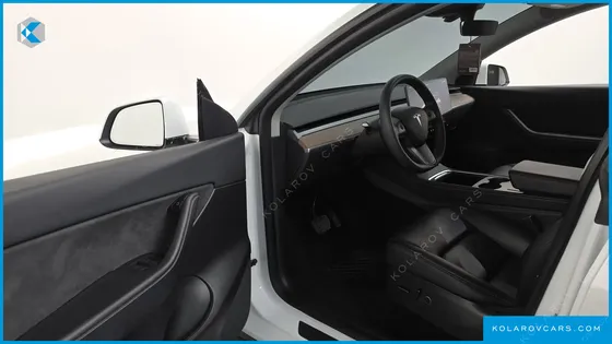 TESLA MODEL Y LONG RANGE AWD