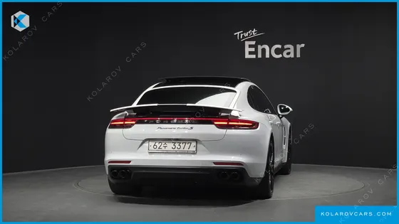 PORSCHE PANAMERA 4.0 TURBO