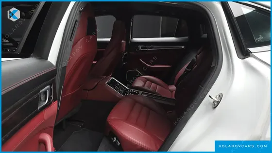 PORSCHE PANAMERA 4.0 TURBO