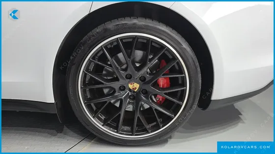 PORSCHE PANAMERA 4.0 TURBO