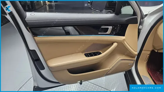 PORSCHE PANAMERA 3.0 AWD