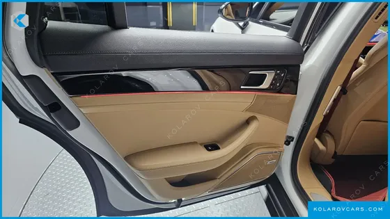 PORSCHE PANAMERA 3.0 AWD