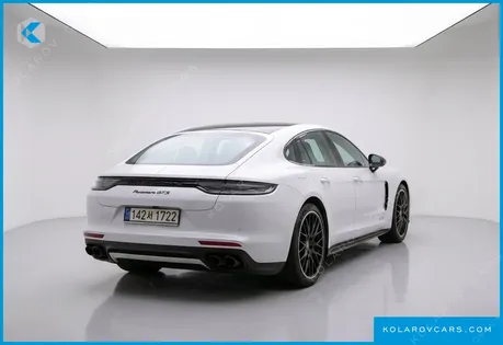 PORSCHE PANAMERA 4.0 GTS