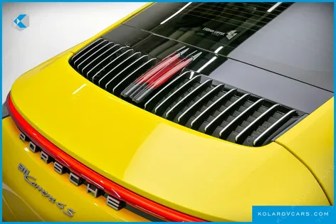 PORSCHE 911 CARRERA 4S