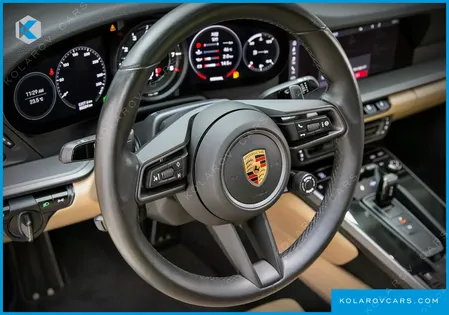 PORSCHE 911 CARRERA 4S