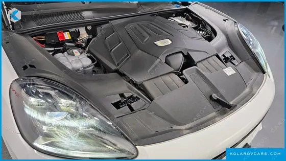 PORSCHE CAYENNE 3.0 COUPE