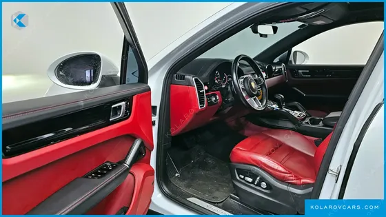 PORSCHE CAYENNE 3.0 COUPE