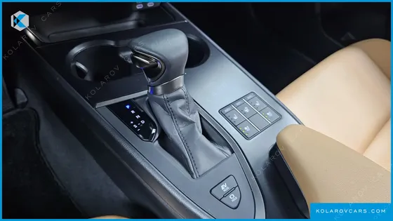 LEXUS UX 2.0 2WD