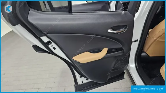 LEXUS UX 2.0 2WD