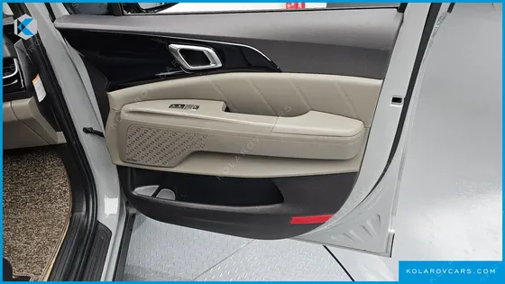 KIA CARNIVAL HEV 9SEATER GRAVITY