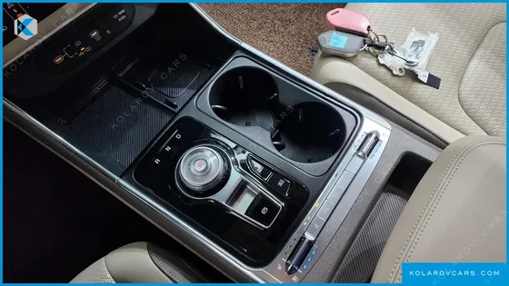KIA CARNIVAL 7-SEATER SIGNATURE