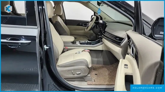KIA CARNIVAL 7-SEATER SIGNATURE