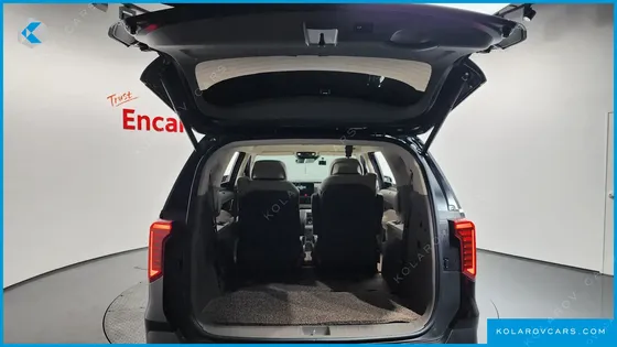 KIA CARNIVAL 7-SEATER SIGNATURE