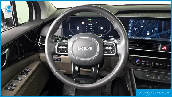 KIA CARNIVAL GASOLINE 9-SEATER SIGNATURE
