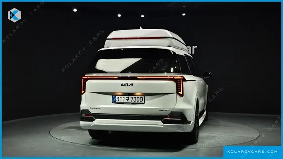 KIA CARNIVAL HEV 9-SEATER HI-LIMOUSINE (SPECIAL VEHICLE)