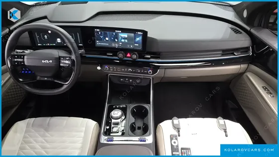 KIA CARNIVAL HEV 9-SEATER HI-LIMOUSINE (SPECIAL VEHICLE)