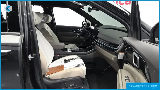 KIA CARNIVAL HEV 9-SEATER HI-LIMOUSINE (SPECIAL VEHICLE)