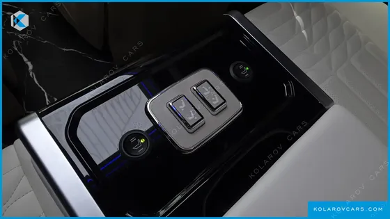 KIA CARNIVAL HEV 9-SEATER HI-LIMOUSINE (SPECIAL VEHICLE)