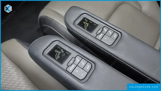 KIA CARNIVAL HEV 7SEATER GRAVITY