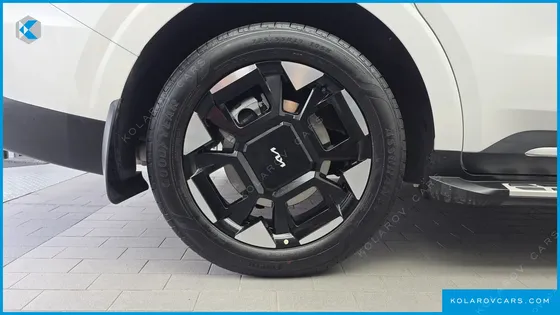 KIA CARNIVAL HEV 7SEATER NOBLESS