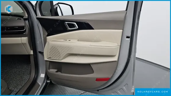KIA CARNIVAL HEV 7SEATER GRAVITY