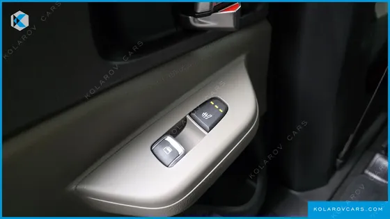 KIA CARNIVAL HEV 9 SEATER PRESTIGE