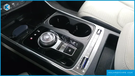 KIA CARNIVAL HEV 9SEATER SIGNATURE