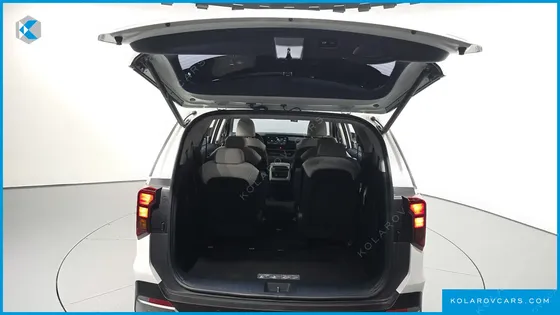 KIA CARNIVAL HEV 9SEATER SIGNATURE