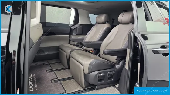 KIA CARNIVAL 7-SEATER GRAVITY