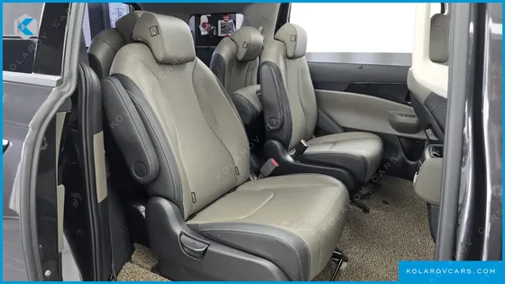 KIA CARNIVAL 9-SEATER GRAVITY