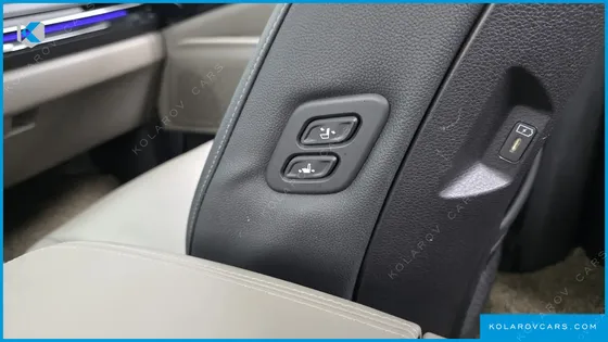 KIA CARNIVAL 9-SEATER GRAVITY