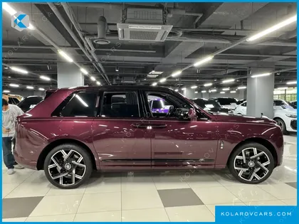 ROLLS ROYCE CULLINAN 6.7 V12 BLACK BADGE