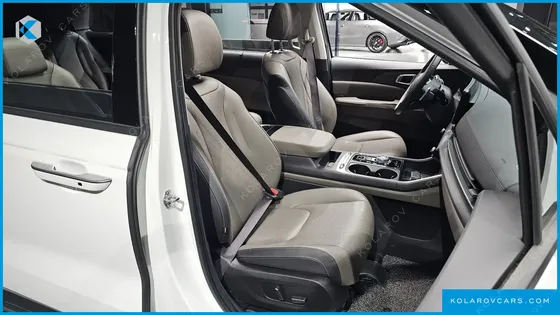 KIA CARNIVAL GASOLINE 9-SEATER NOBLESSE