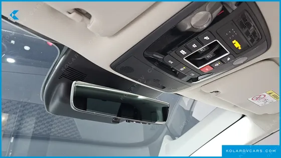KIA CARNIVAL GASOLINE 9-SEATER NOBLESSE