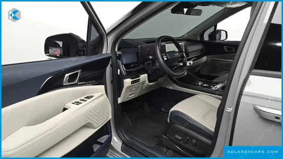 KIA CARNIVAL HEV 7SEATER GRAVITY