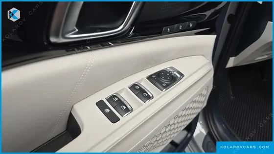 KIA CARNIVAL HEV 7SEATER GRAVITY
