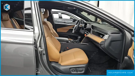 TOYOTA CAMRY 2.5 XLE PREMIUM HYBRID