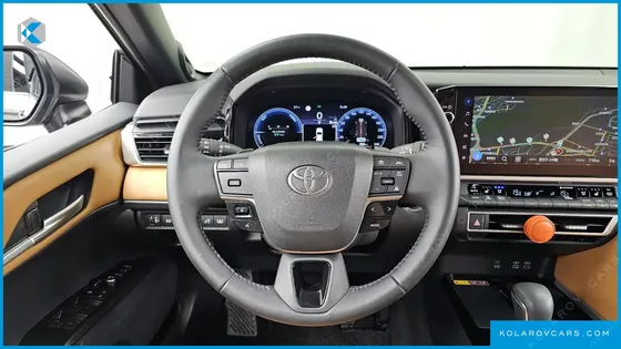 TOYOTA CAMRY 2.5 XLE PREMIUM HYBRID
