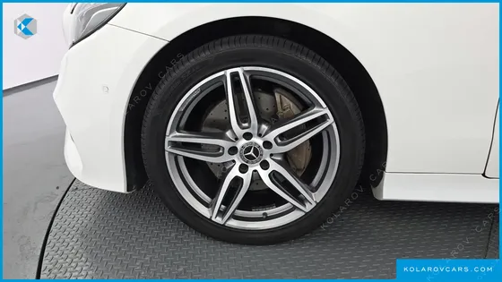 MERCEDES E-CLASS E220D COUPE