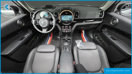 MINI COUNTRYMAN CLASSIC PLUS LAUNCH PACK