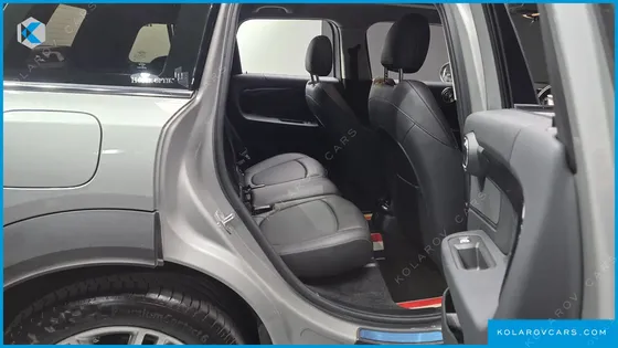 MINI COUNTRYMAN CLASSIC PLUS LAUNCH PACK