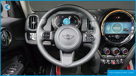 MINI COUNTRYMAN CLASSIC PLUS LAUNCH PACK