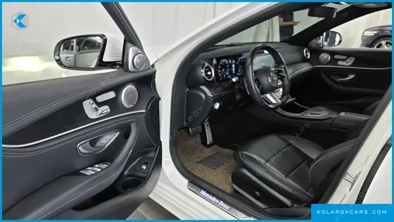 MERCEDES E-CLASS E220D 4MATIC AMG LINE