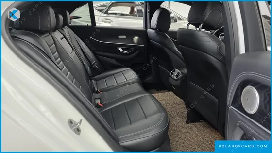 MERCEDES E-CLASS E220D 4MATIC AMG LINE