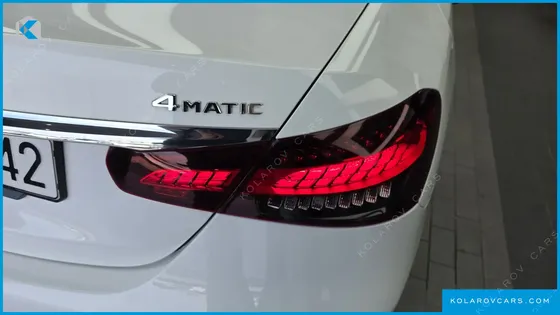 MERCEDES E-CLASS E220D 4MATIC AMG LINE