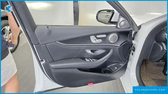 MERCEDES E-CLASS E220D 4MATIC AMG LINE